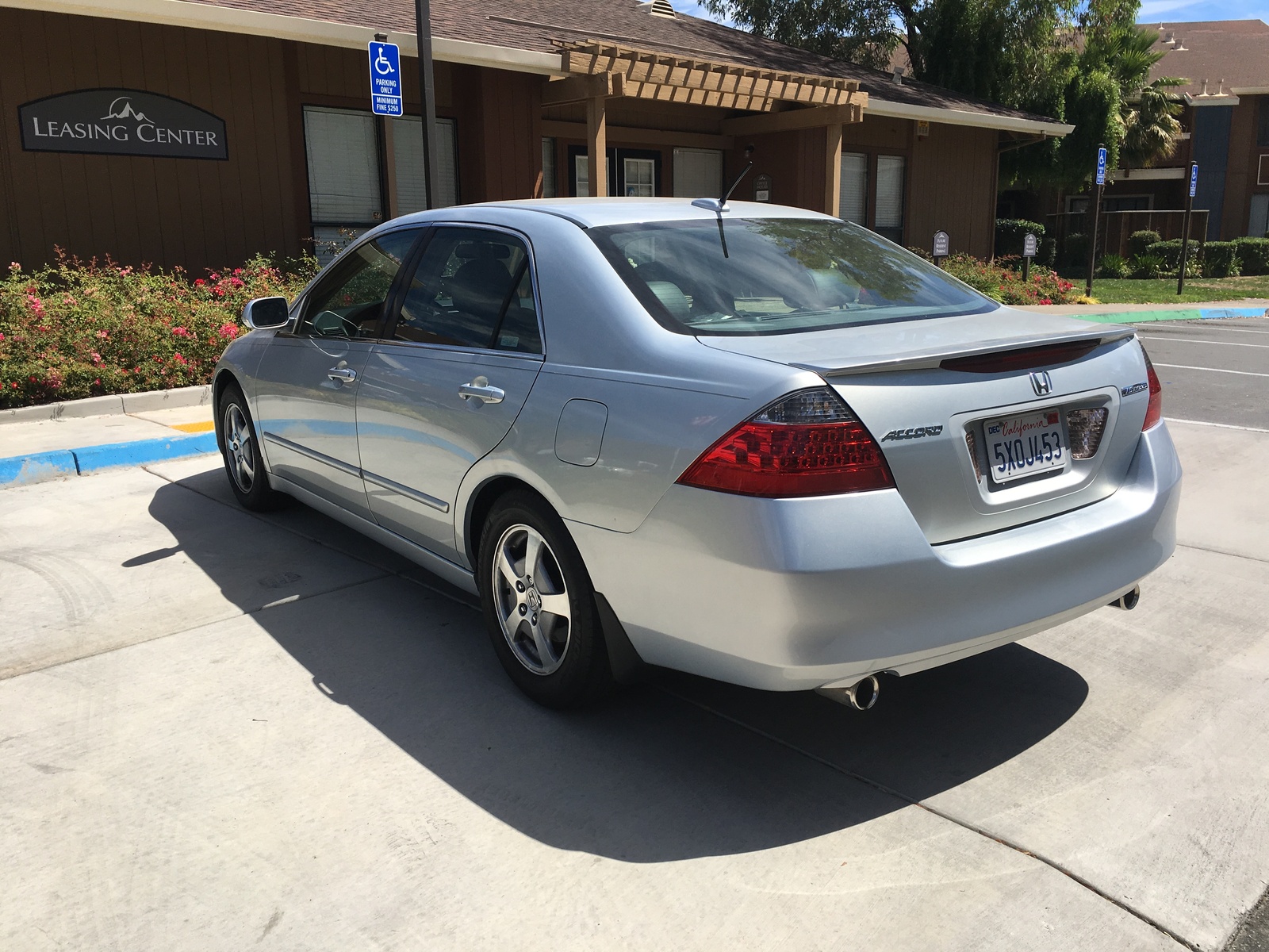 2007 Honda Accord Hybrid Test Drive Review - CarGurus