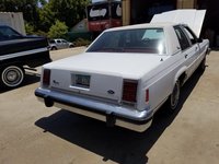1986 Ford Crown Victoria Overview 1986 Ford Crown Victoria Overview