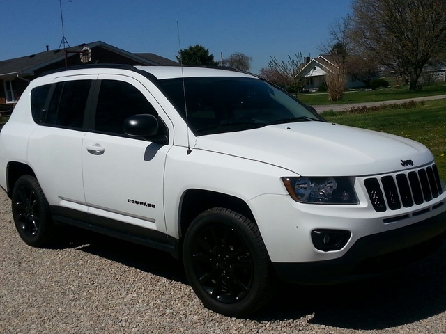 2008 jeep compass tire size