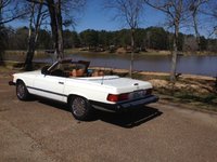 1976 Mercedes-Benz SL-Class Overview 1976 Mercedes-Benz SL-Class Overview