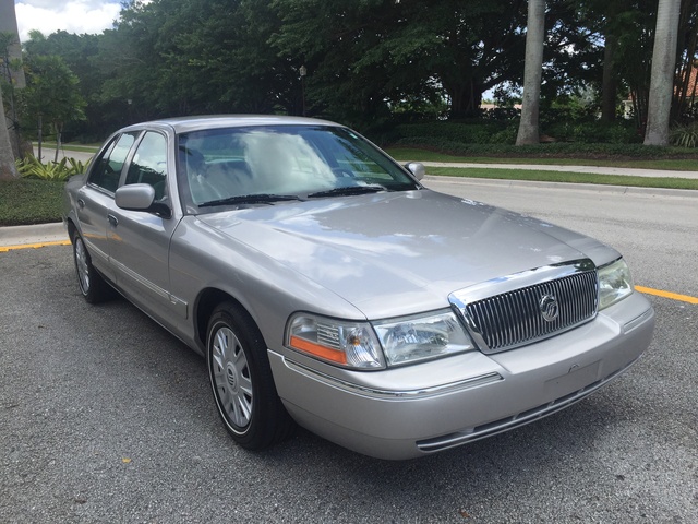 2005 Mercury Grand Marquis - Pictures - CarGurus