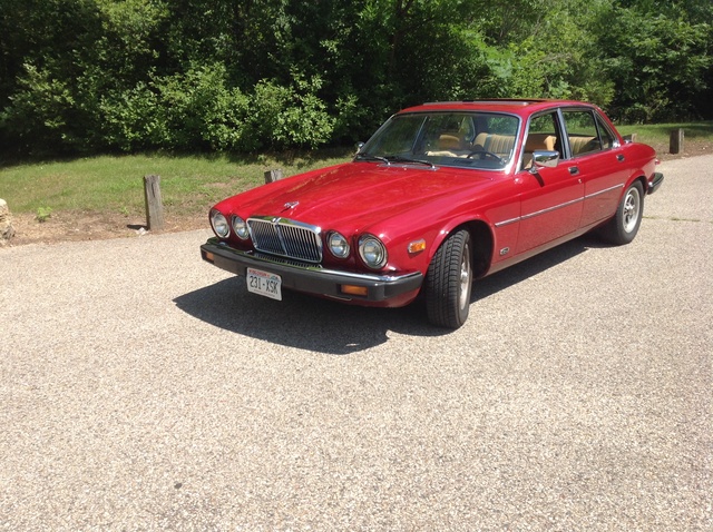 1982 jaguar xj