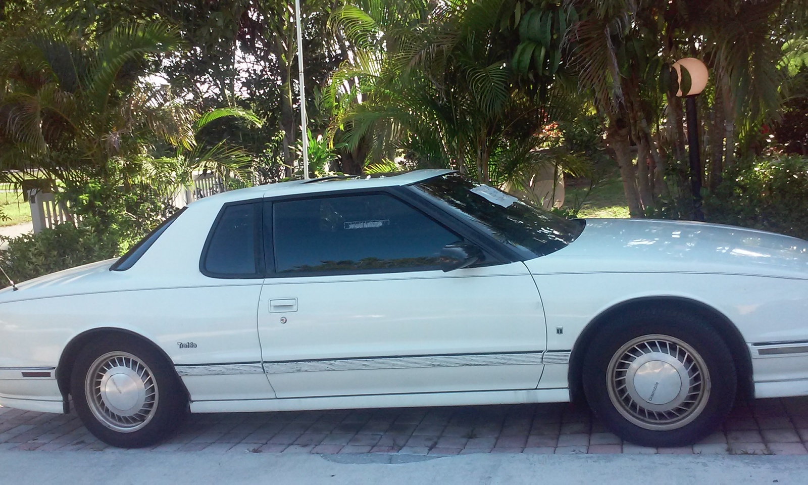 1990 oldsmobile toronado test drive review cargurus 1990 oldsmobile toronado test drive