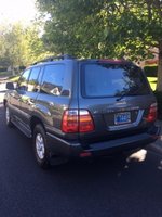 1998 Toyota Land Cruiser Overview 1998 Toyota Land Cruiser Overview