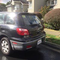 2005 Mitsubishi Outlander Overview 2005 Mitsubishi Outlander Overview