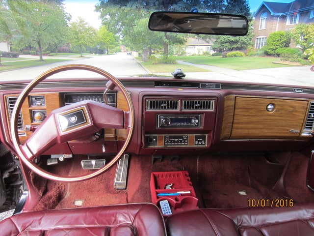1983 Cadillac Fleetwood Interior Pictures Cargurus