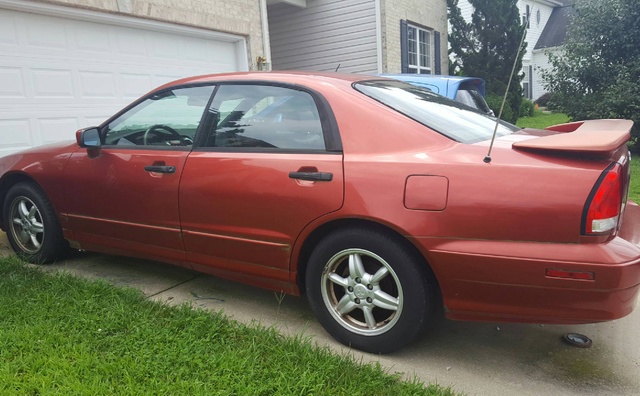 2001 Mitsubishi Diamante - Pictures