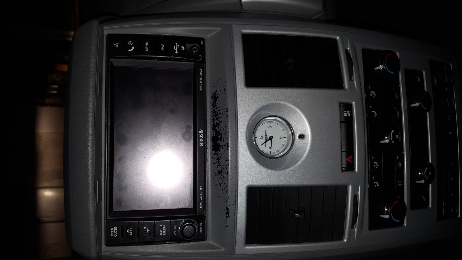 2015 Chrysler Town And Country Radio Problems