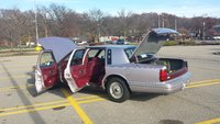 1991 Lincoln Town Car Overview 1991 Lincoln Town Car Overview