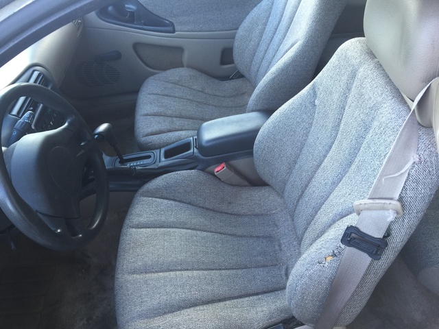 2004 Chevy Cavalier Interior - snoopys-life