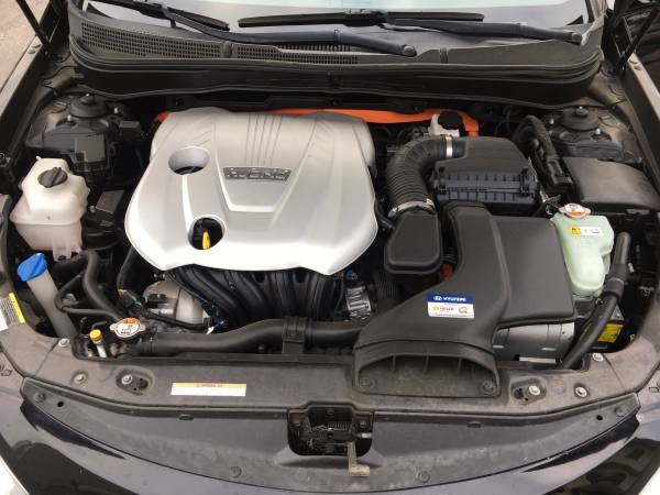 2012 Hyundai Sonata Hybrid - Pictures - CarGurus