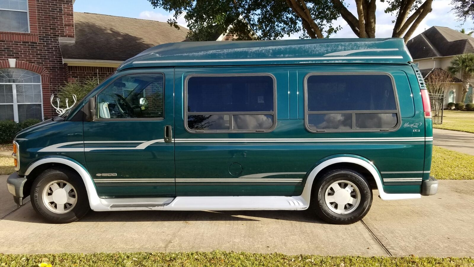 Chevrolet express 2000