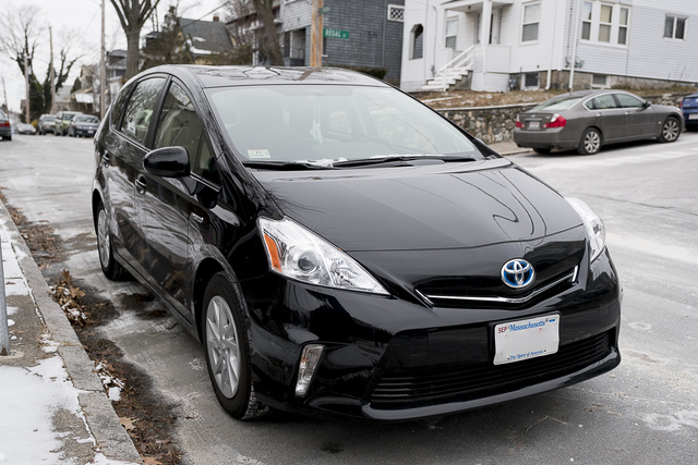 2014 Toyota Prius v - Pictures - CarGurus