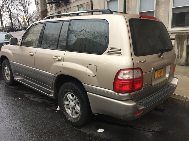 1998_lexus_lx_470_base pic 5496510091319531273 640x480