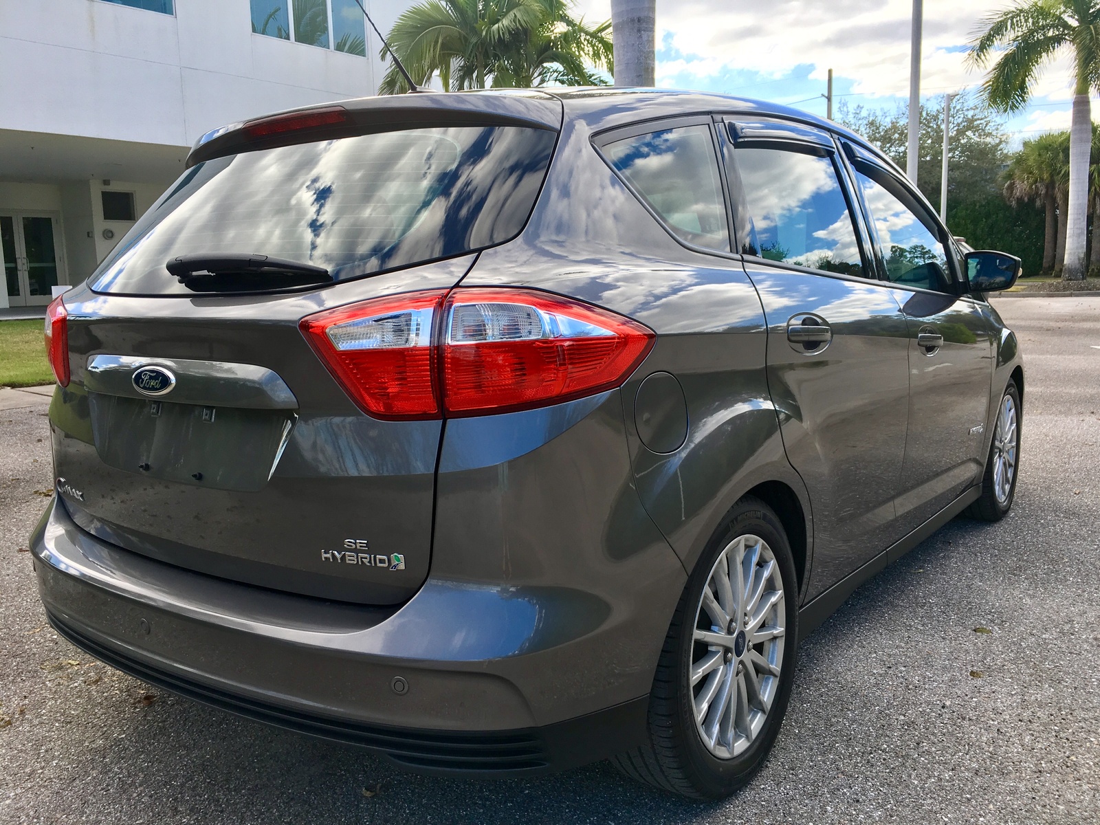 13 Ford C Max Hybrid Test Drive Review Cargurus