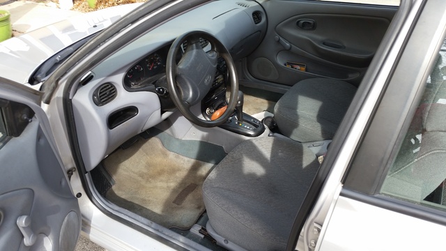 1998 Hyundai Elantra - Interior Pictures - CarGurus