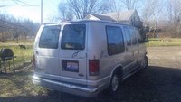 2002 Ford E-Series Wagon Overview 2002 Ford E-Series Wagon Overview