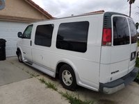 2000 GMC Savana Overview 2000 GMC Savana Overview