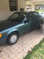 1986 Mercedes-Benz 300-Class Overview 1986 Mercedes-Benz 300-Class Overview