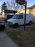 2001 Chevrolet Astro Cargo Van Overview 2001 Chevrolet Astro Cargo Van Overview
