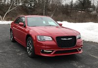 2017 Chrysler 300 Overview