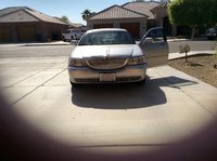 2009 Lincoln Town Car Overview