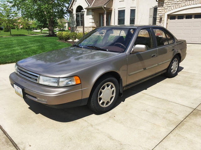 1990 Nissan Maxima Pictures CarGurus