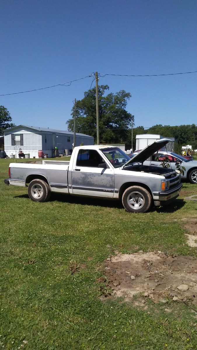 Chevrolet Silverado 1500 Questions - How do I check level of