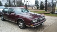1990 Oldsmobile Ninety-Eight Picture Gallery