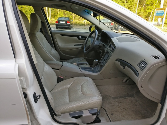 2002 Volvo S60 - Interior Pictures - CarGurus