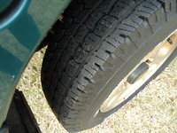 1998 Chevrolet Tracker Overview 1998 Chevrolet Tracker Overview