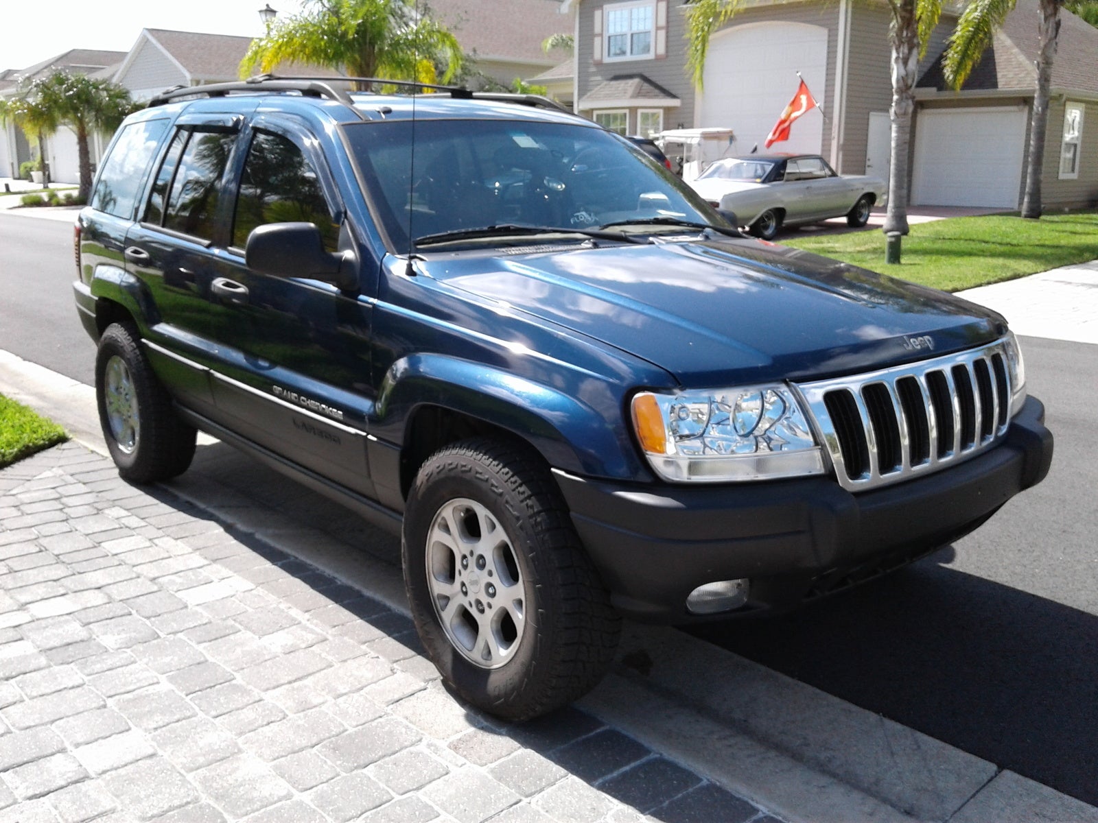 Jeep Grand Cherokee Questions - Rims and tires for 06 jeep grand cherokee -  CarGurus
