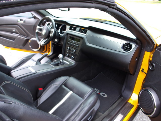 2012 Ford Mustang - Interior Pictures - CarGurus