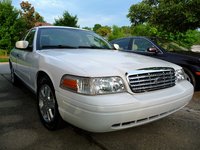2011 Ford Crown Victoria Overview 2011 Ford Crown Victoria Overview