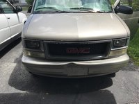 2005 GMC Safari Overview 2005 GMC Safari Overview