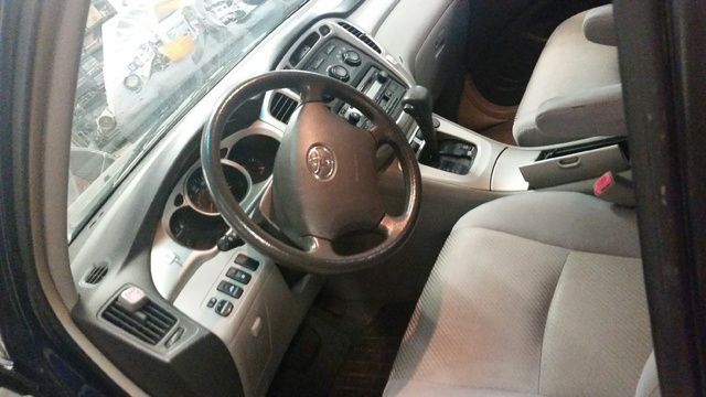 Toyota Highlander Interior