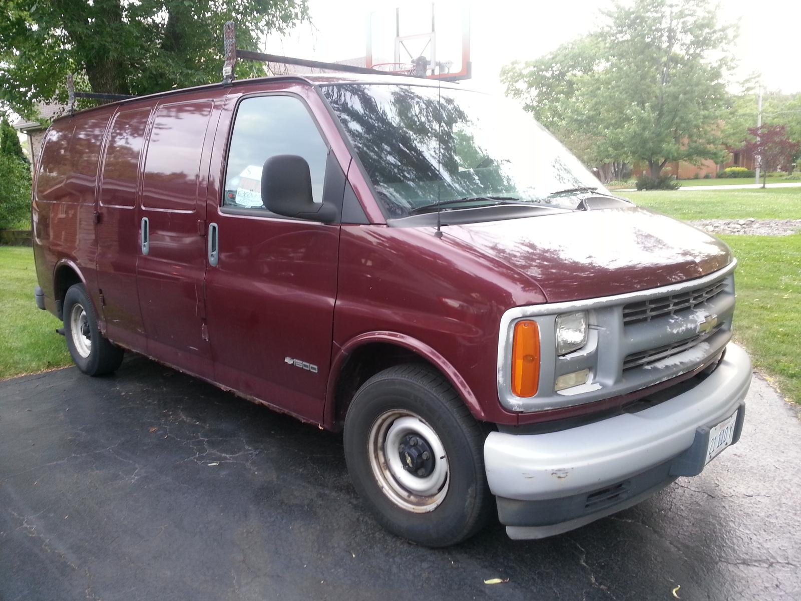 2002 Chevrolet Express Cargo - Overview