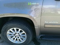 2011 GMC Yukon Hybrid Overview