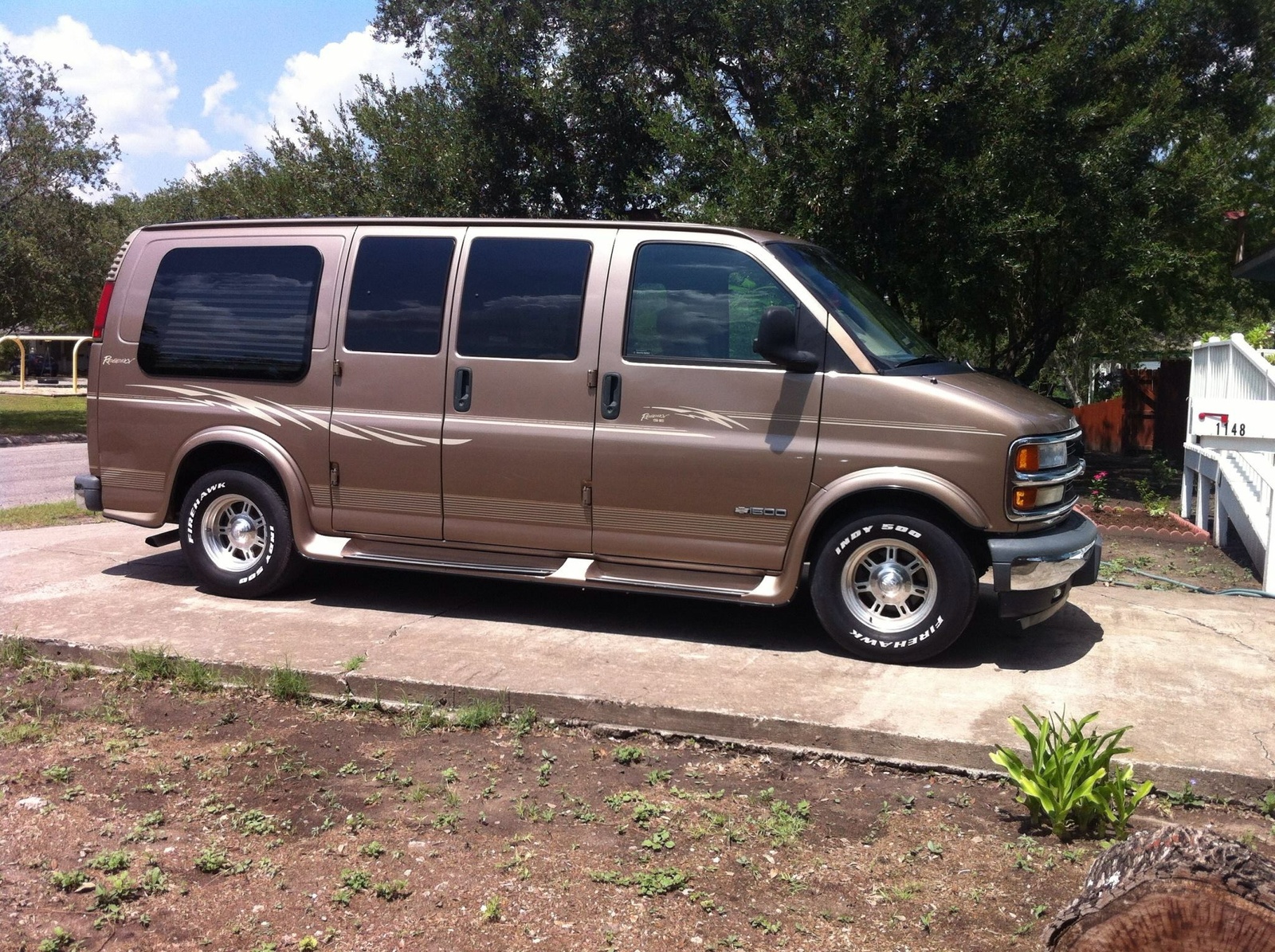 Chevrolet express 2000