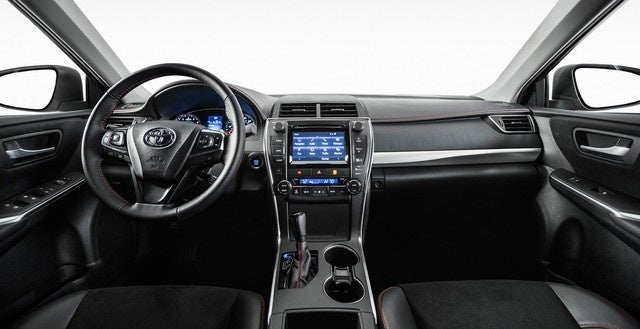 2016 Toyota Camry Hybrid Interior Pictures Cargurus