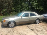 1996 Mercedes-Benz 300-Class Overview 1996 Mercedes-Benz 300-Class Overview