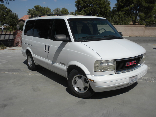 2000 gmc safari passenger van