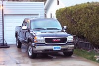 2002 GMC Sierra 1500HD Overview 2002 GMC Sierra 1500HD Overview
