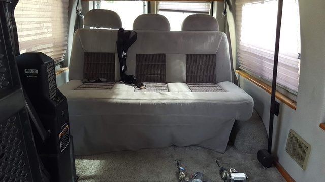 2004 ford e150 van