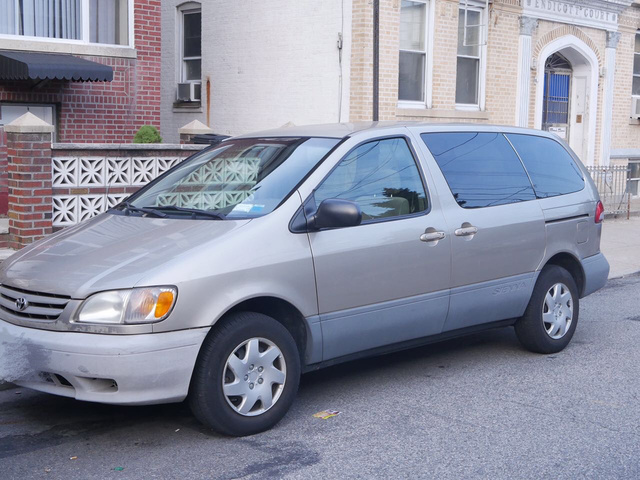 Toyota sienna 2001