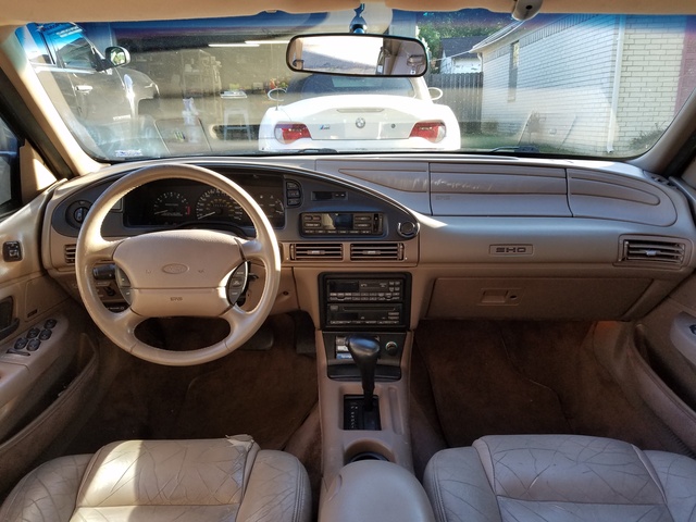 Ford Taurus 1993 салон