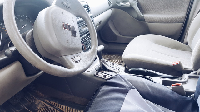 2002 saturn l200 interior passenger front doors