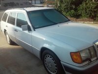 1993 Mercedes-Benz 300-Class Overview 1993 Mercedes-Benz 300-Class Overview