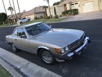 1988 Mercedes-Benz 560-Class Overview 1988 Mercedes-Benz 560-Class Overview