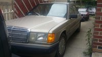 1989 Mercedes-Benz 190-Class Picture Gallery